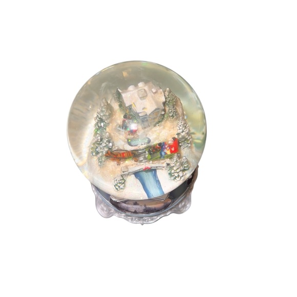 The Bradford Exchange Thomas Kinkade Jingle Bells Christmas Musical Snowglobe - Picture 6 of 6